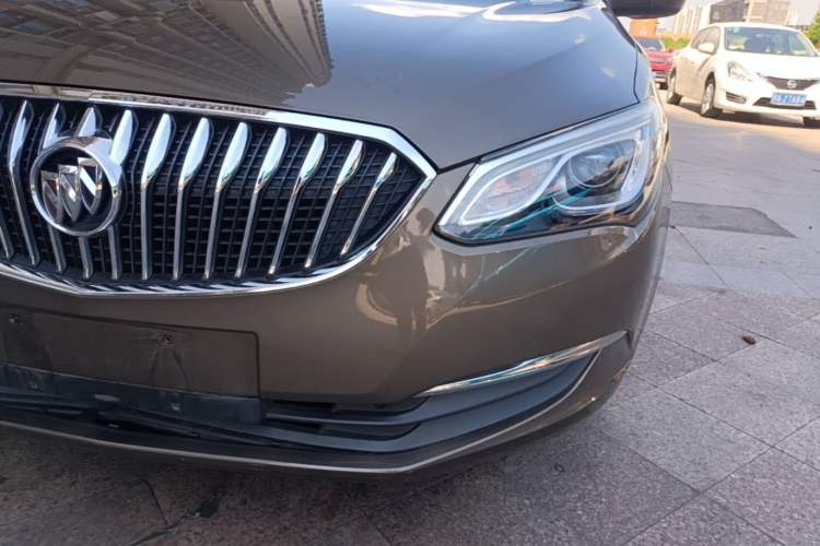 Used Buick GT 2017 15N Automatic Elite Version Left Front Headlight
