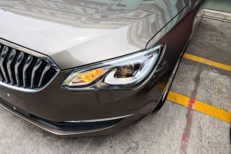 Used Buick GT 2017 15N Automatic Elite Version Left Front Headlight