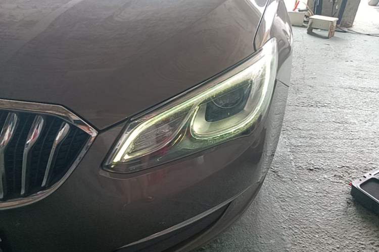 Used Buick GT 2017 15N Automatic Elite Version Left Front Headlight
