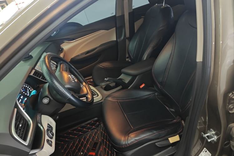 Used Buick GT 2017 15N Automatic Elite Version Left Front Seat