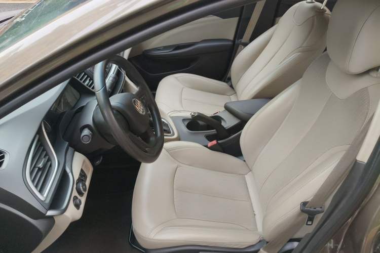 Used Buick GT 2017 15N Automatic Elite Version Left Front Seat