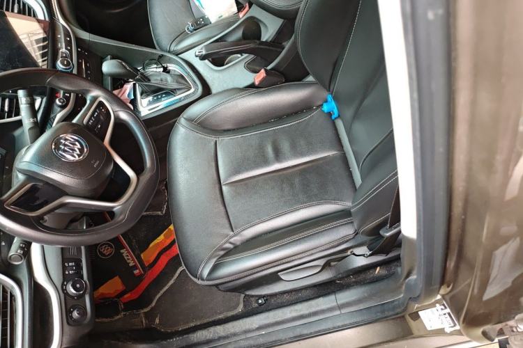 Used Buick GT 2017 15N Automatic Deluxe Edition Left Front Seat