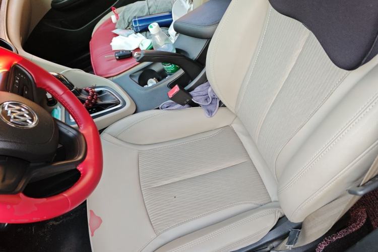 Used Buick GT 2017 15N Automatic Elite Version Left Front Seat