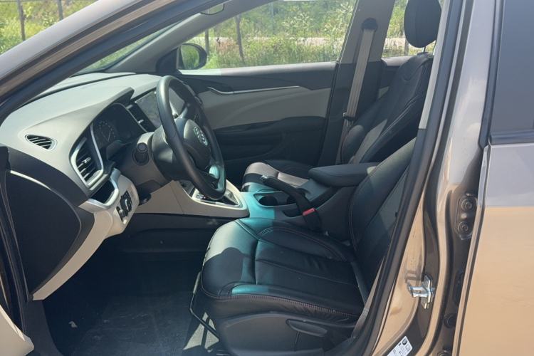 Used Buick GT 2017 15N Automatic Elite Version Left Front Seat