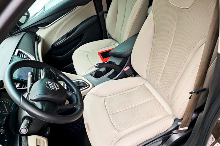 Used Buick GT 2017 15N Automatic Elite Version Left Front Seat