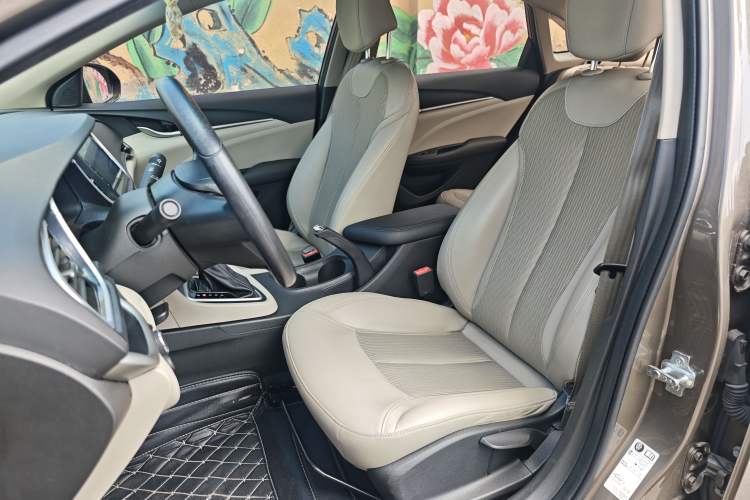 Used Buick GT 2017 15N Automatic Elite Version Left Front Seat