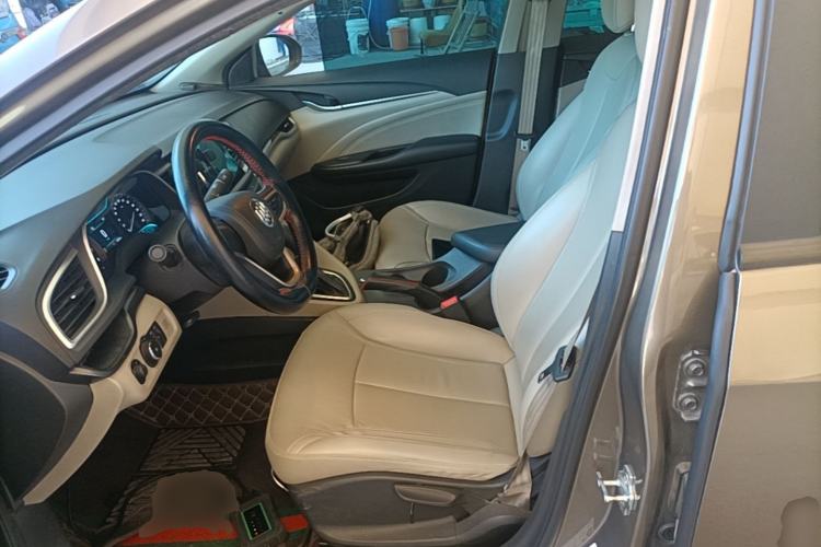 Used Buick GT 2017 15N Automatic Deluxe Edition Left Front Seat
