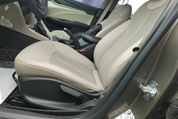 Used Buick GT 2017 15N Automatic Elite Version Left Front Seat
