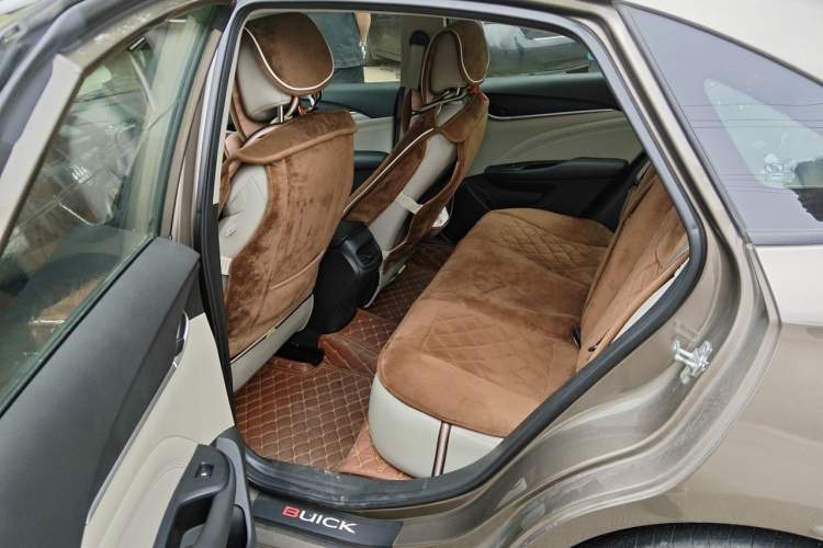 Used Buick GT 2017 15N Automatic Deluxe Edition Left Rear Seat