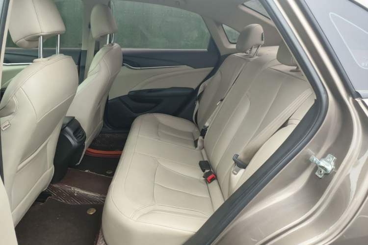 Used Buick GT 2017 15N Automatic Deluxe Edition Left Rear Seat