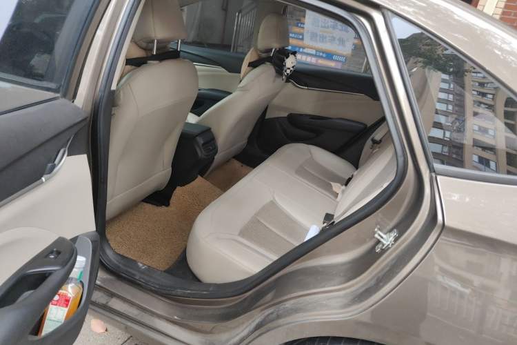 Used Buick GT 2017 15N Automatic Elite Version Left Rear Seat