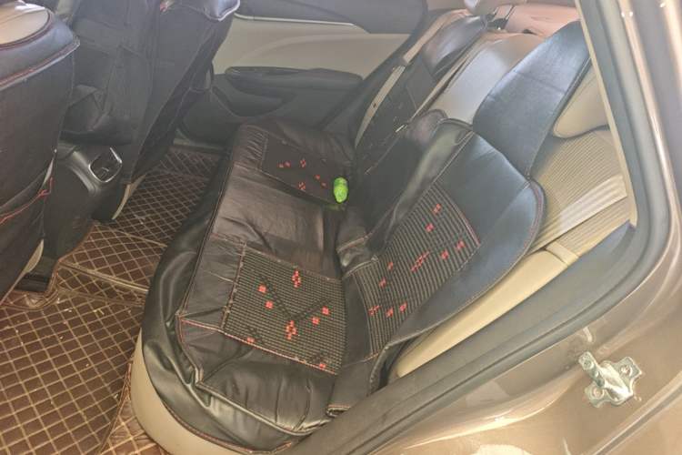 Used Buick GT 2017 15N Manual Elite Version Left Rear Seat