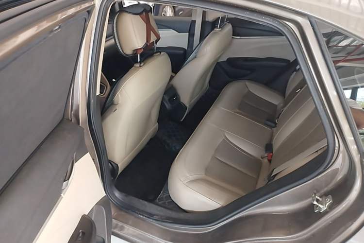 Used Buick GT 2017 15N Automatic Elite Version Left Rear Seat