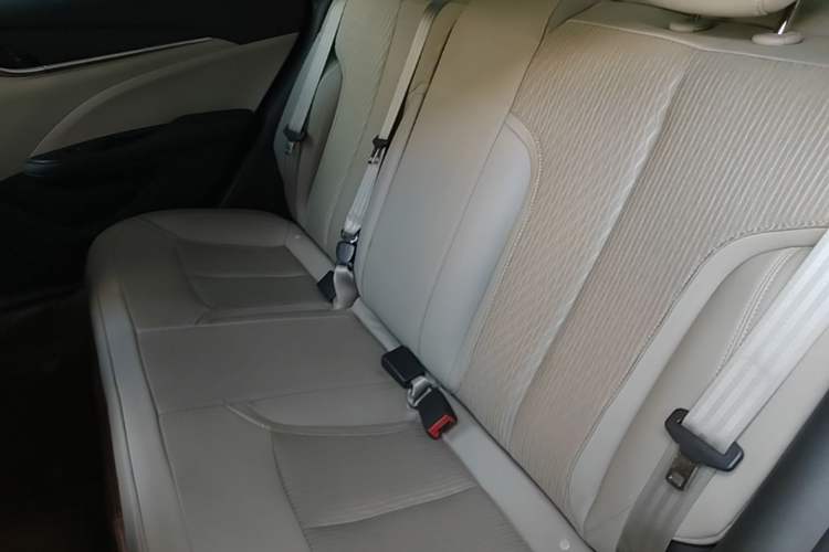 Used Buick GT 2017 15N Automatic Elite Version Left Rear Seat
