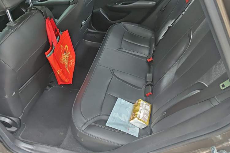 Used Buick GT 2017 15N Automatic Deluxe Edition Left Rear Seat