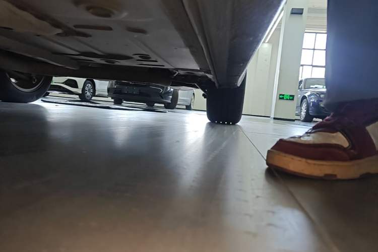Used Buick GT 2017 15N Automatic Elite Version Left Side Sill