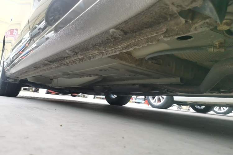 Used Buick GT 2017 15N Manual Entry-Level Trim Left Side Sill