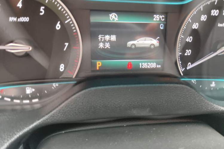 Used Buick GT 2017 18T Dual-Clutch Luxury Model Odometer Close Up