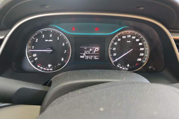 Used Buick GT 2017 15N Automatic Entry-Level Trim Odometer Close Up