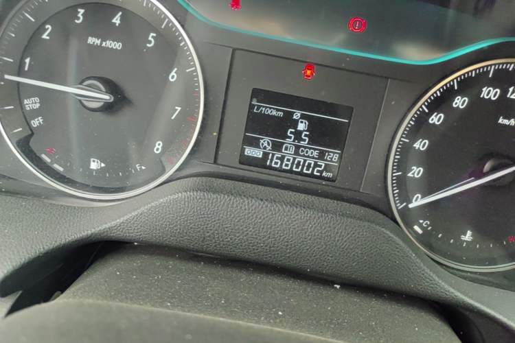 Used Buick GT 2017 15N Manual Entry-Level Trim Odometer Close Up