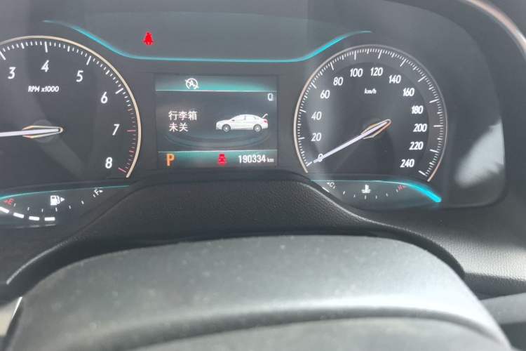 Used Buick GT 2017 15N Automatic Elite Version Odometer Close Up