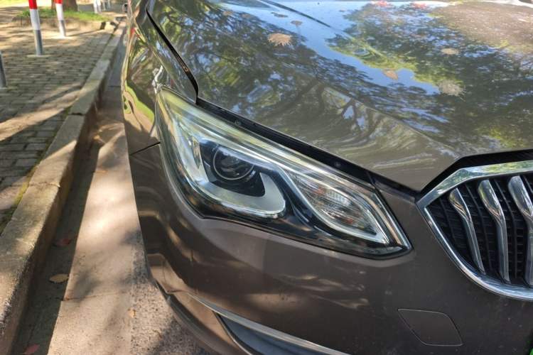 Used Buick GT 2017 15N Automatic Entry-Level Trim Right Front Headlight