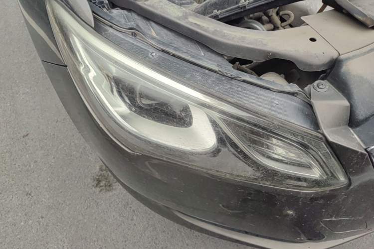 Used Buick GT 2017 15N Manual Entry-Level Trim Right Front Headlight