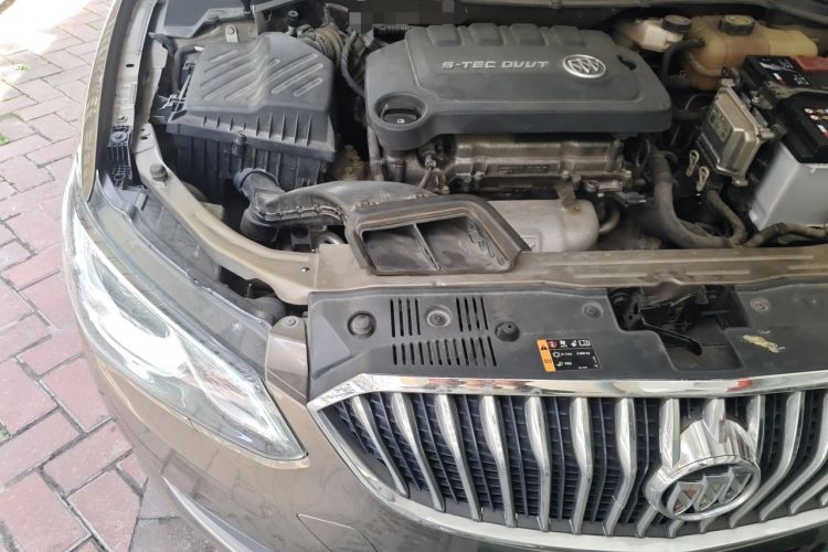 Used Buick GT 2017 15N Automatic Deluxe Edition Right Front Headlight