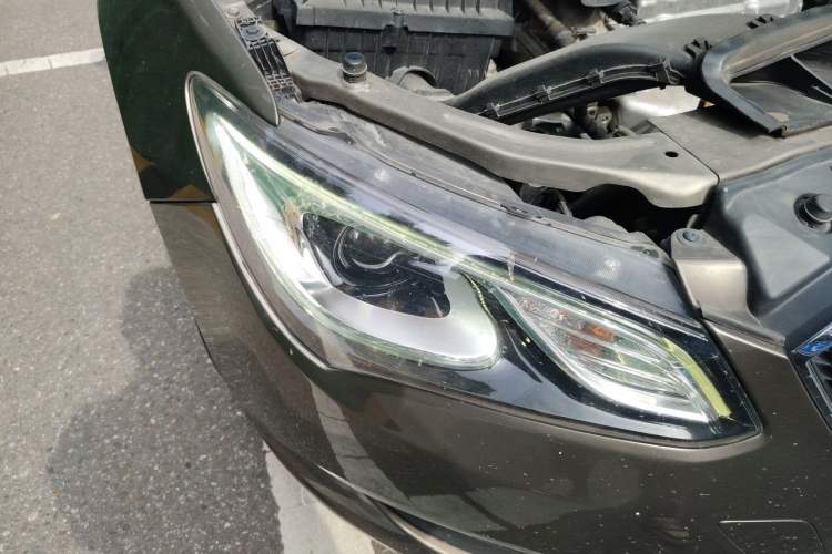 Used Buick GT 2017 15N Automatic Deluxe Edition Right Front Headlight