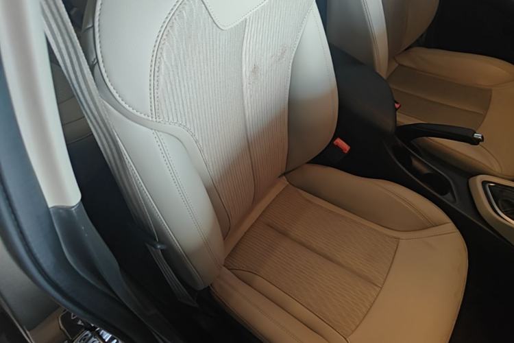 Used Buick GT 2017 15N Automatic Elite Version Right Front Seat