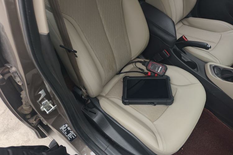 Used Buick GT 2017 18T Dual-Clutch Elite Model Right Front Seat