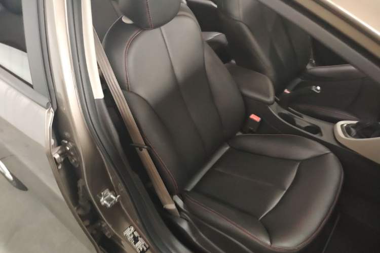 Used Buick GT 2017 15N Automatic Entry-Level Trim Right Front Seat