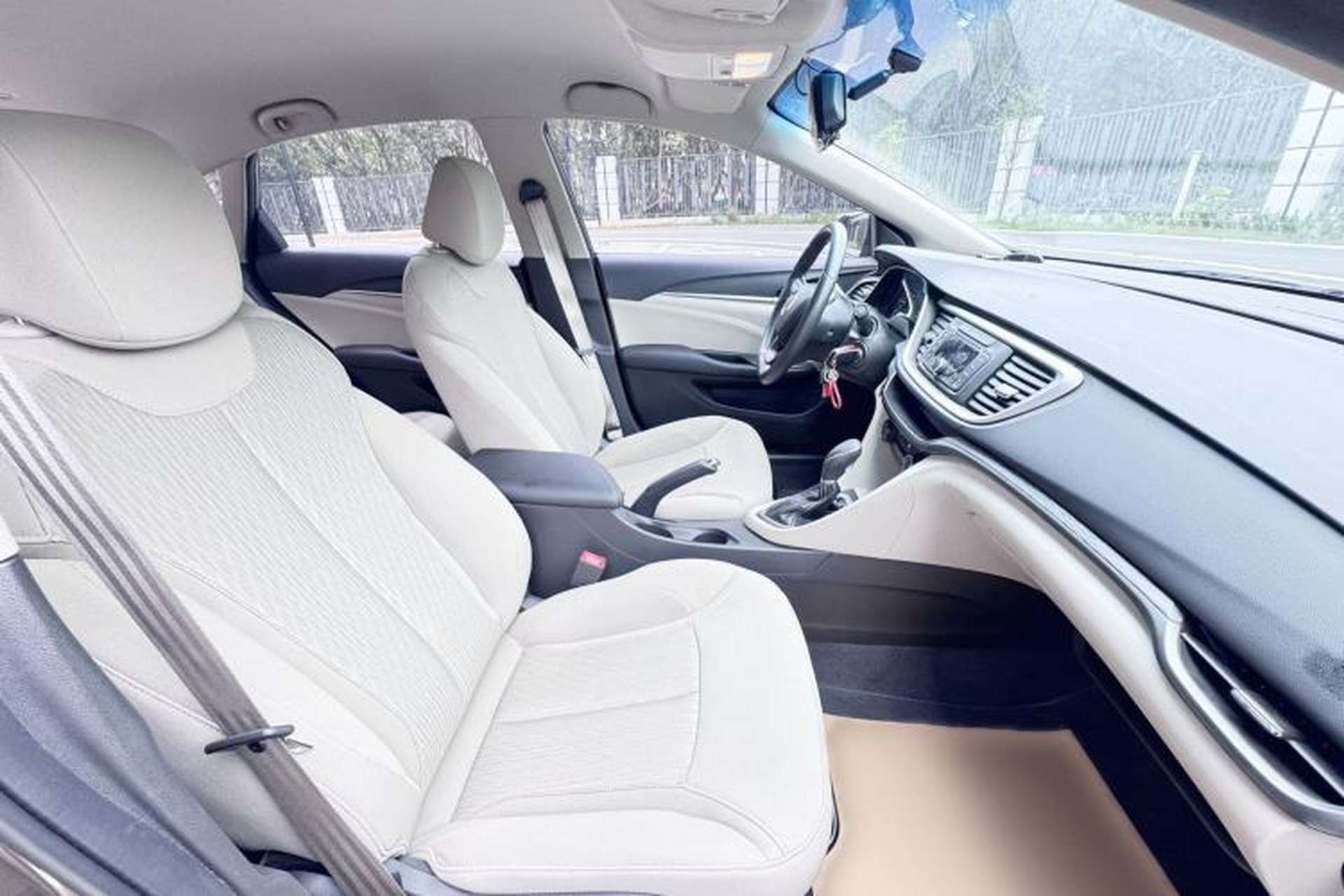 Used Buick GT 2017 15N Automatic Entry-Level Trim Right Front Seat