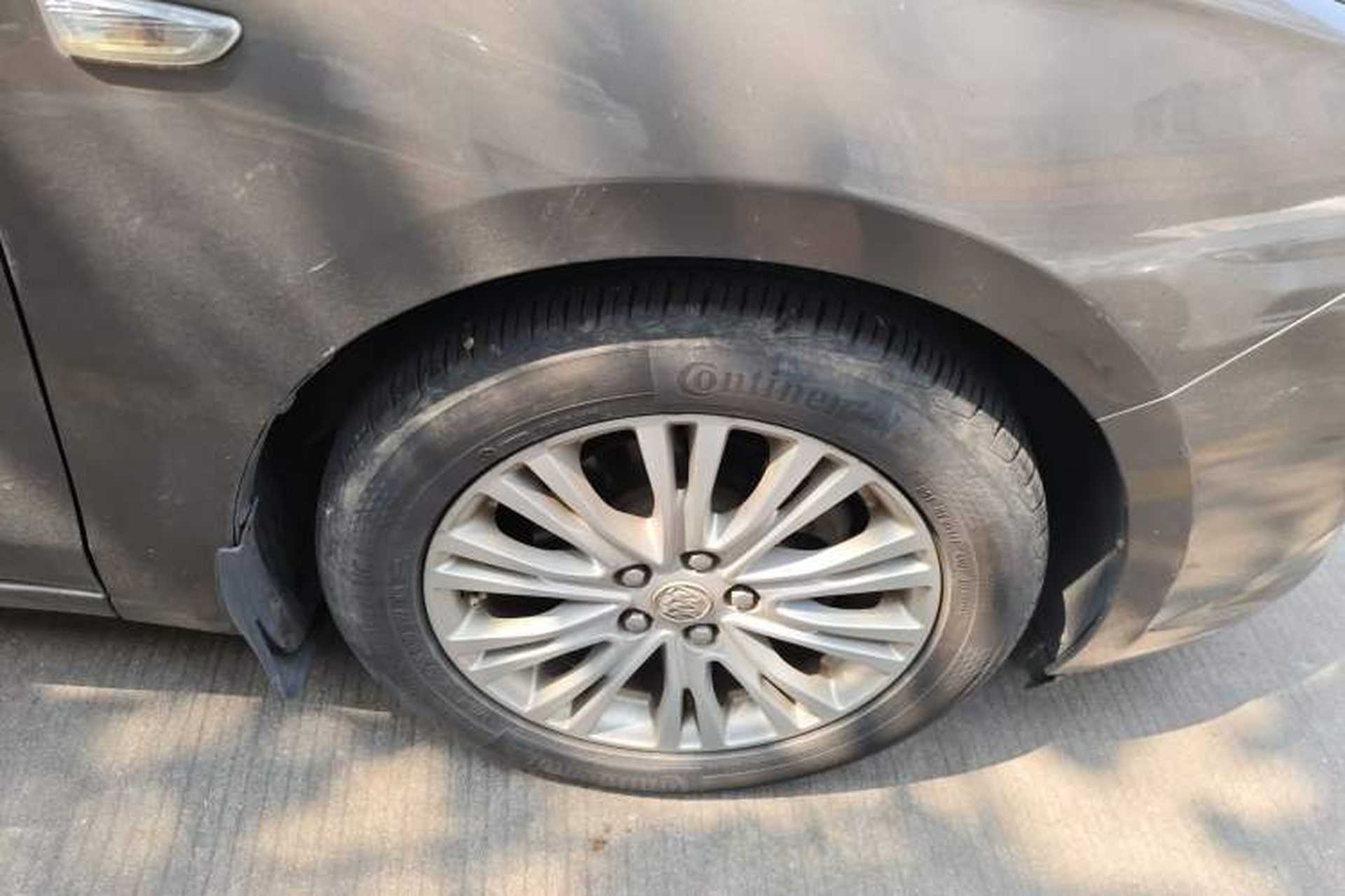 Used Buick GT 2017 15N Automatic Elite Version Right Front Wheel Hub