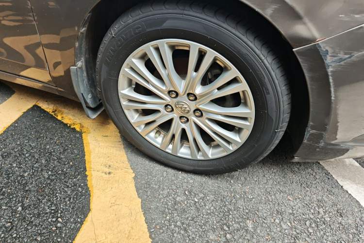Used Buick GT 2017 15N Automatic Elite Version Right Front Wheel Hub