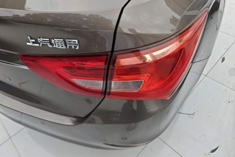 Used Buick GT 2017 15N Manual Elite Version Right Rear Taillight