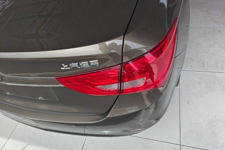 Used Buick GT 2017 15N Automatic Elite Version Right Rear Taillight