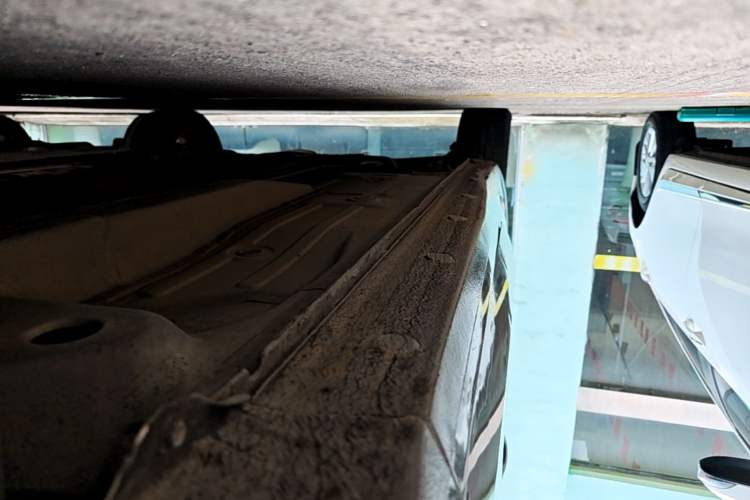 Used Buick GT 2017 15N Automatic Elite Version Right Side Sill