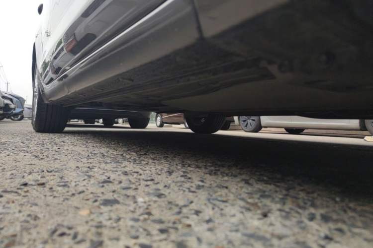 Used Buick GT 2017 15N Automatic Elite Version Right Side Sill