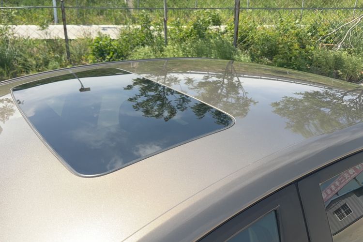 Used Buick GT 2017 15N Automatic Elite Version Roof