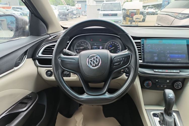 Used Buick GT 2017 15N Automatic Elite Version Steering Wheel