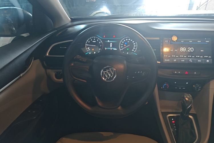 Used Buick GT 2017 15N Automatic Elite Version Steering Wheel
