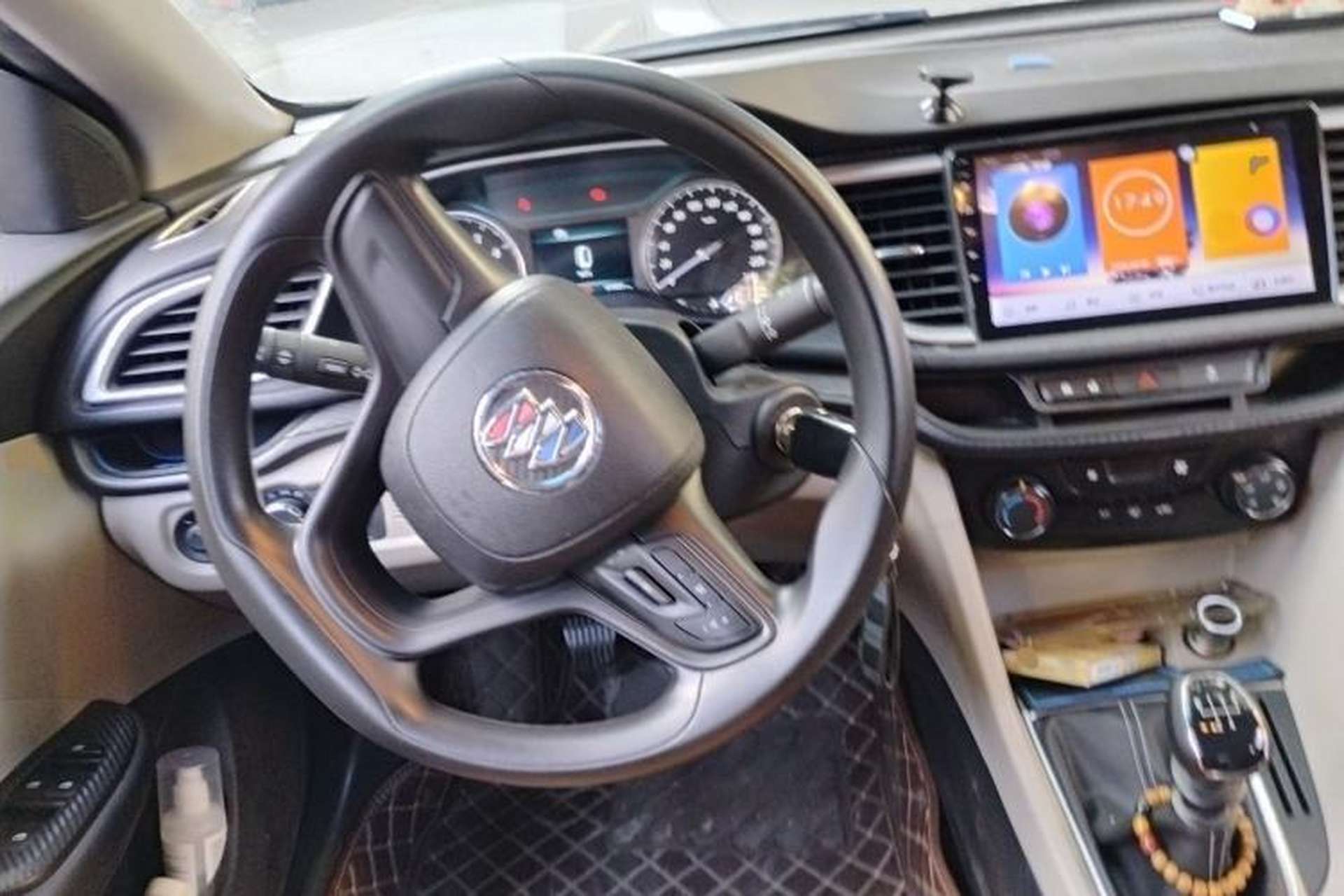 Used Buick GT 2017 15N Manual Elite Version Steering Wheel