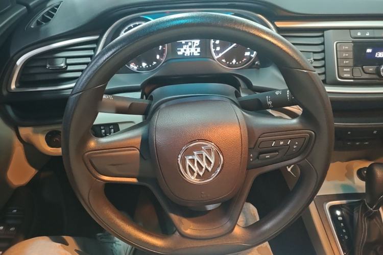 Used Buick GT 2017 15N Automatic Entry-Level Trim Steering Wheel
