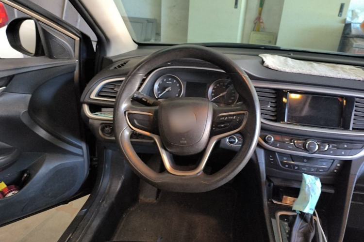 Used Buick GT 2017 15N Automatic Deluxe Edition Steering Wheel