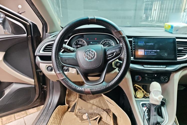 Used Buick GT 2017 15N Automatic Elite Version Steering Wheel