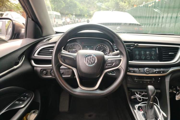 Used Buick GT 2017 15N Automatic Deluxe Edition Steering Wheel