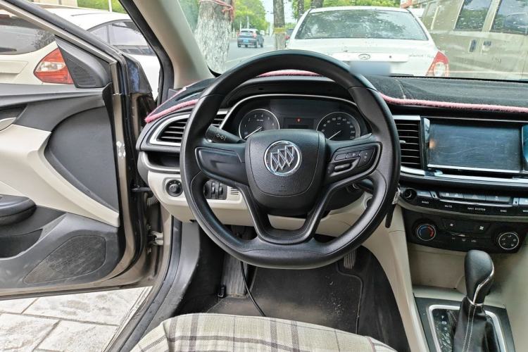 Used Buick GT 2017 15N Automatic Entry-Level Trim Steering Wheel