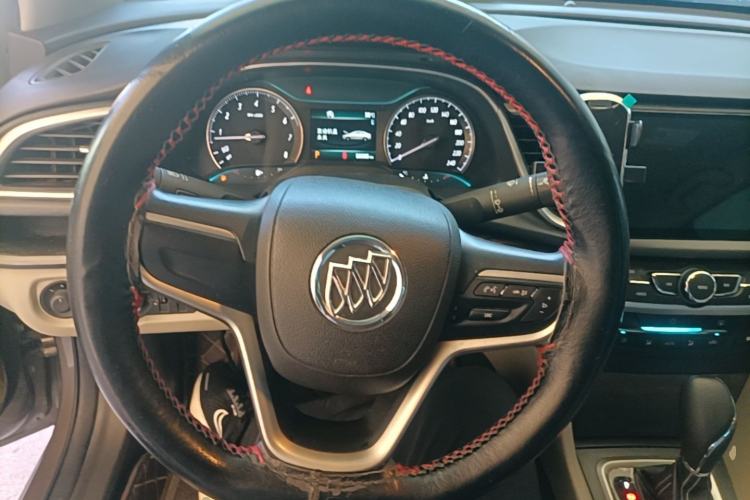 Used Buick GT 2017 15N Automatic Deluxe Edition Steering Wheel