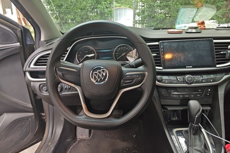 Used Buick GT 2017 15N Automatic Deluxe Edition Steering Wheel